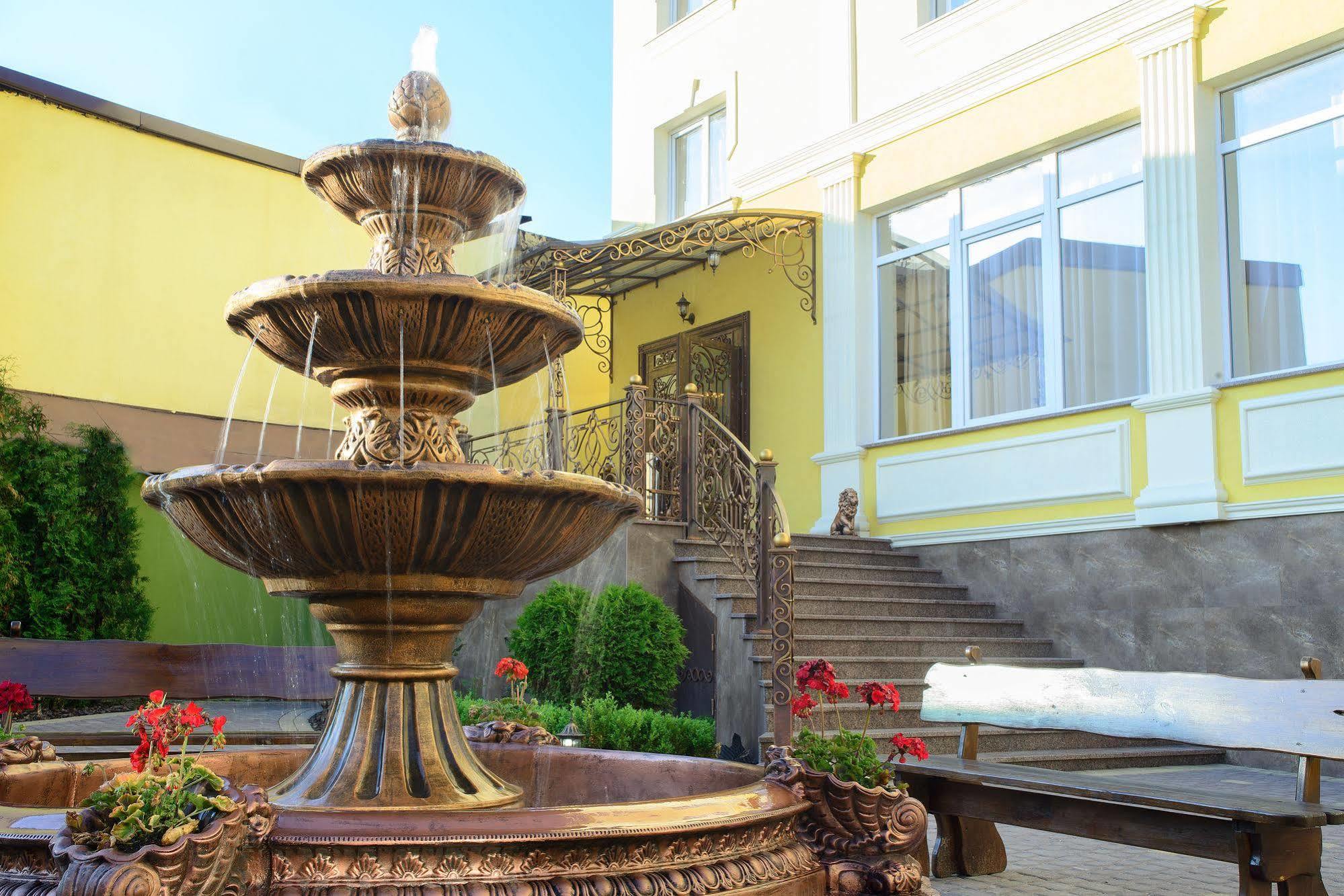 Argo Hotel Lviv Kültér fotó